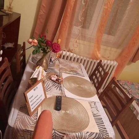 Apartament Cu Doua Camere Si Gradina Cluj-Napoca Luaran gambar