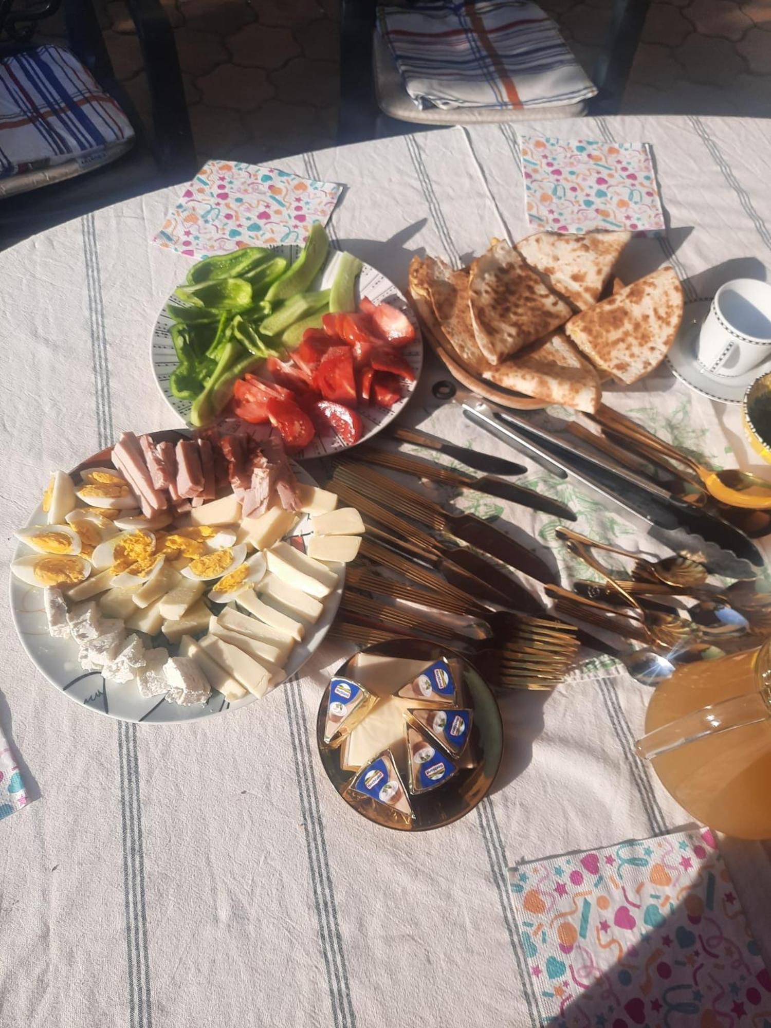 Apartament Cu Doua Camere Si Gradina Cluj-Napoca Bilik gambar