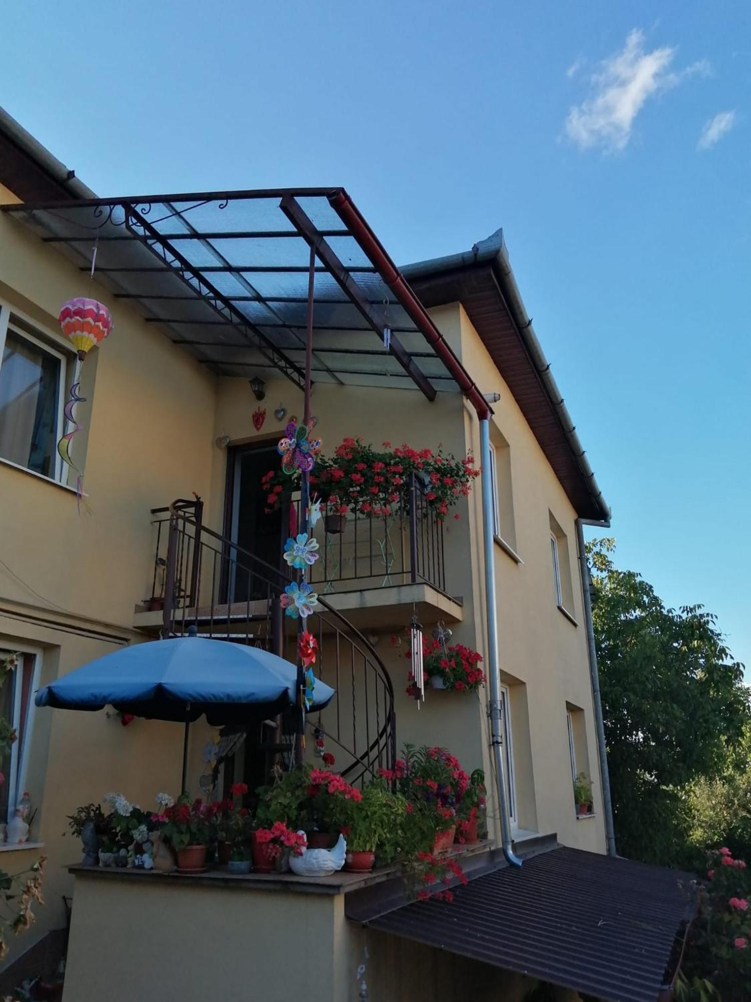 Apartament Cu Doua Camere Si Gradina Cluj-Napoca Luaran gambar